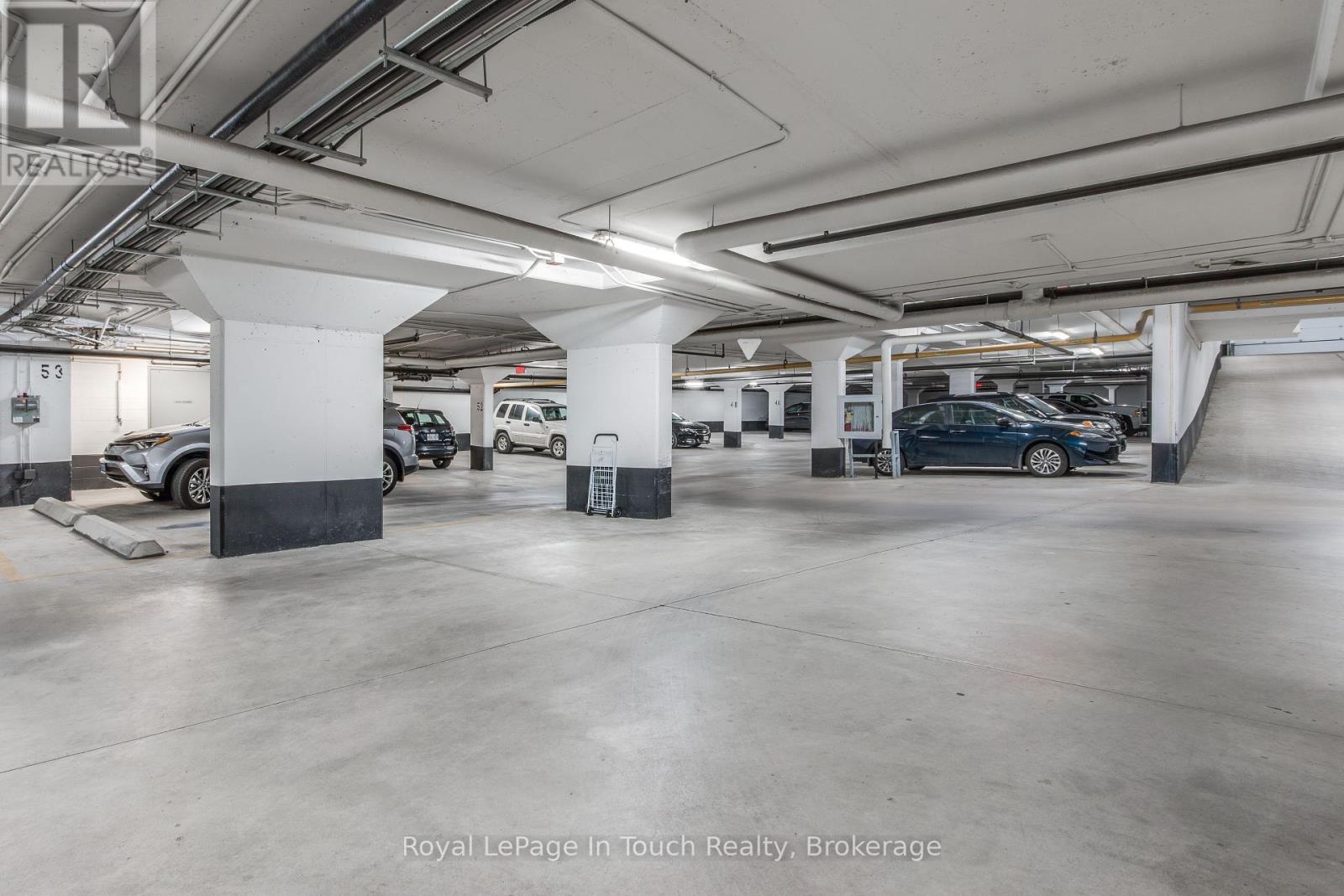 












UPH3 - 699 ABERDEEN BOULEVARD

,
Midland,




Ontario
L4R5P2

