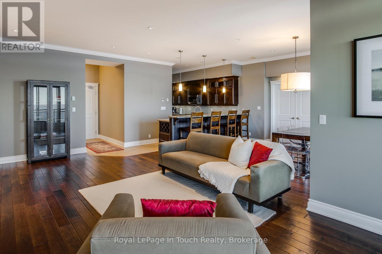 












UPH3 - 699 ABERDEEN BOULEVARD

,
Midland,




Ontario
L4R5P2

