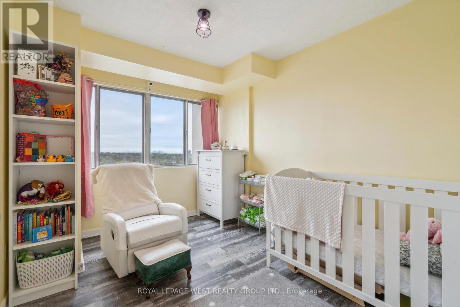 












1006 - 1580 MISSISSAUGA VALLEY

,
Mississauga,




Ontario
L5A3T8

