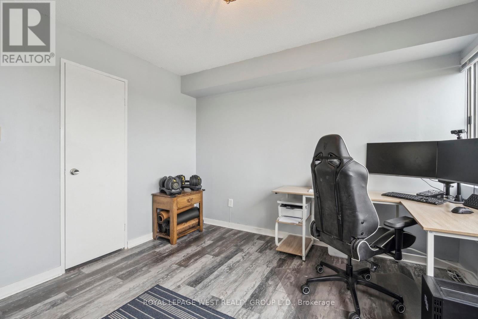 












1006 - 1580 MISSISSAUGA VALLEY

,
Mississauga,




Ontario
L5A3T8

