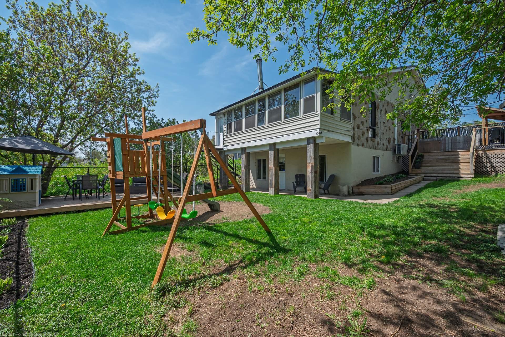 









3150


Ch. St-Charles

,
Terrebonne (Lachenaie),




QC
J6V0G9

