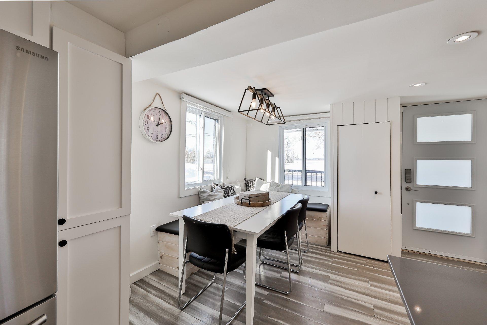 









3150


Ch. St-Charles

,
Terrebonne (Lachenaie),




QC
J6V0G9

