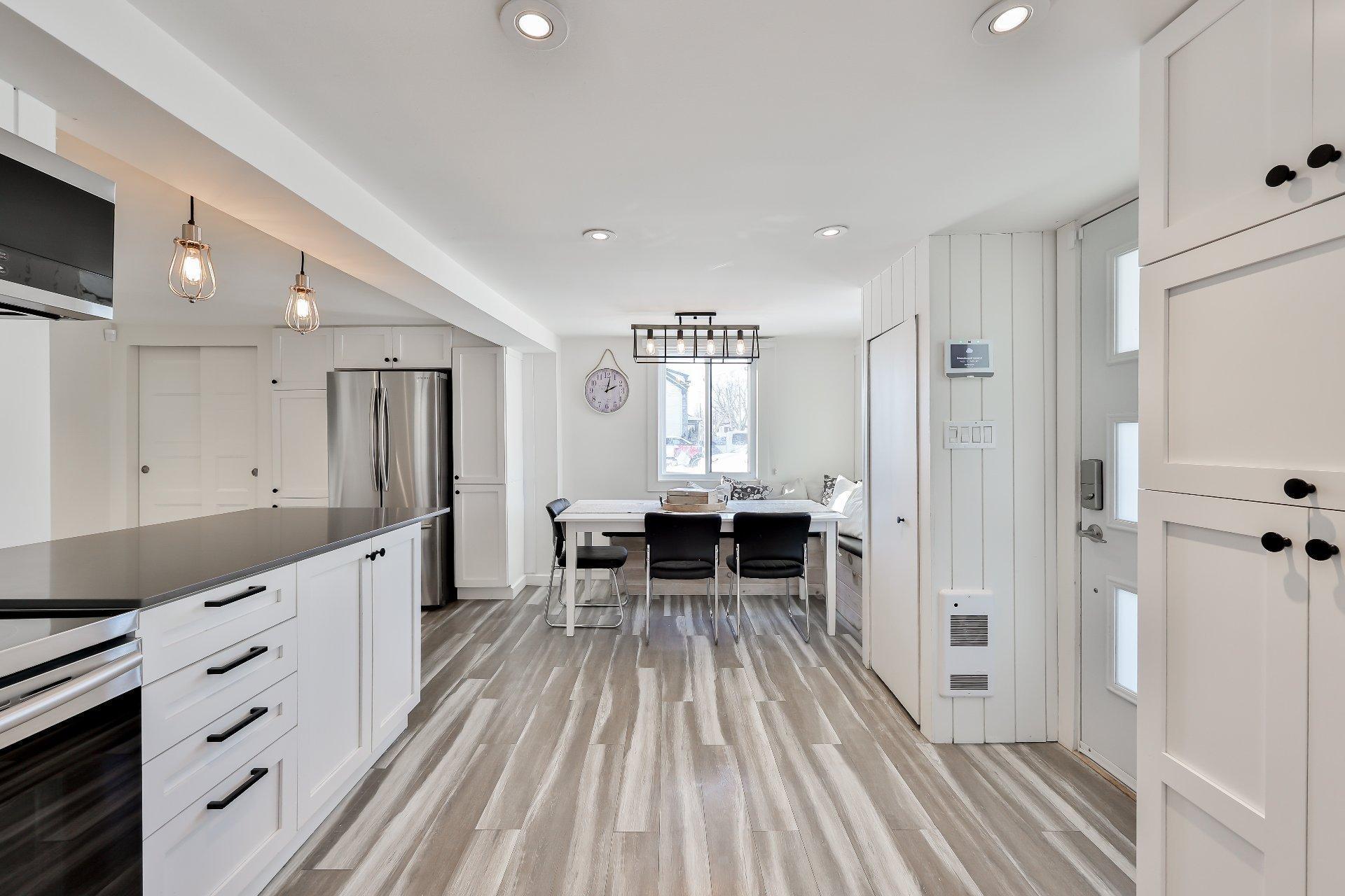 









3150


Ch. St-Charles

,
Terrebonne (Lachenaie),




QC
J6V0G9

