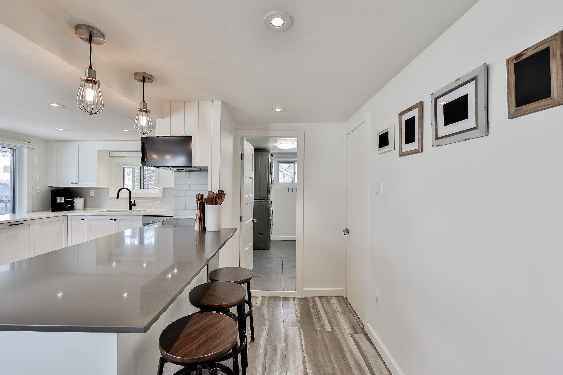 









3150


Ch. St-Charles

,
Terrebonne (Lachenaie),




QC
J6V0G9

