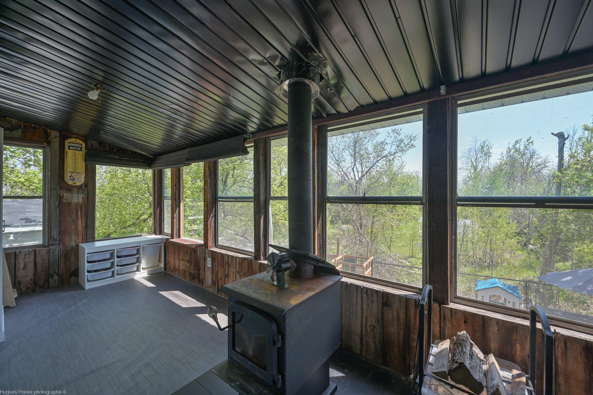 









3150


Ch. St-Charles

,
Terrebonne (Lachenaie),




QC
J6V0G9

