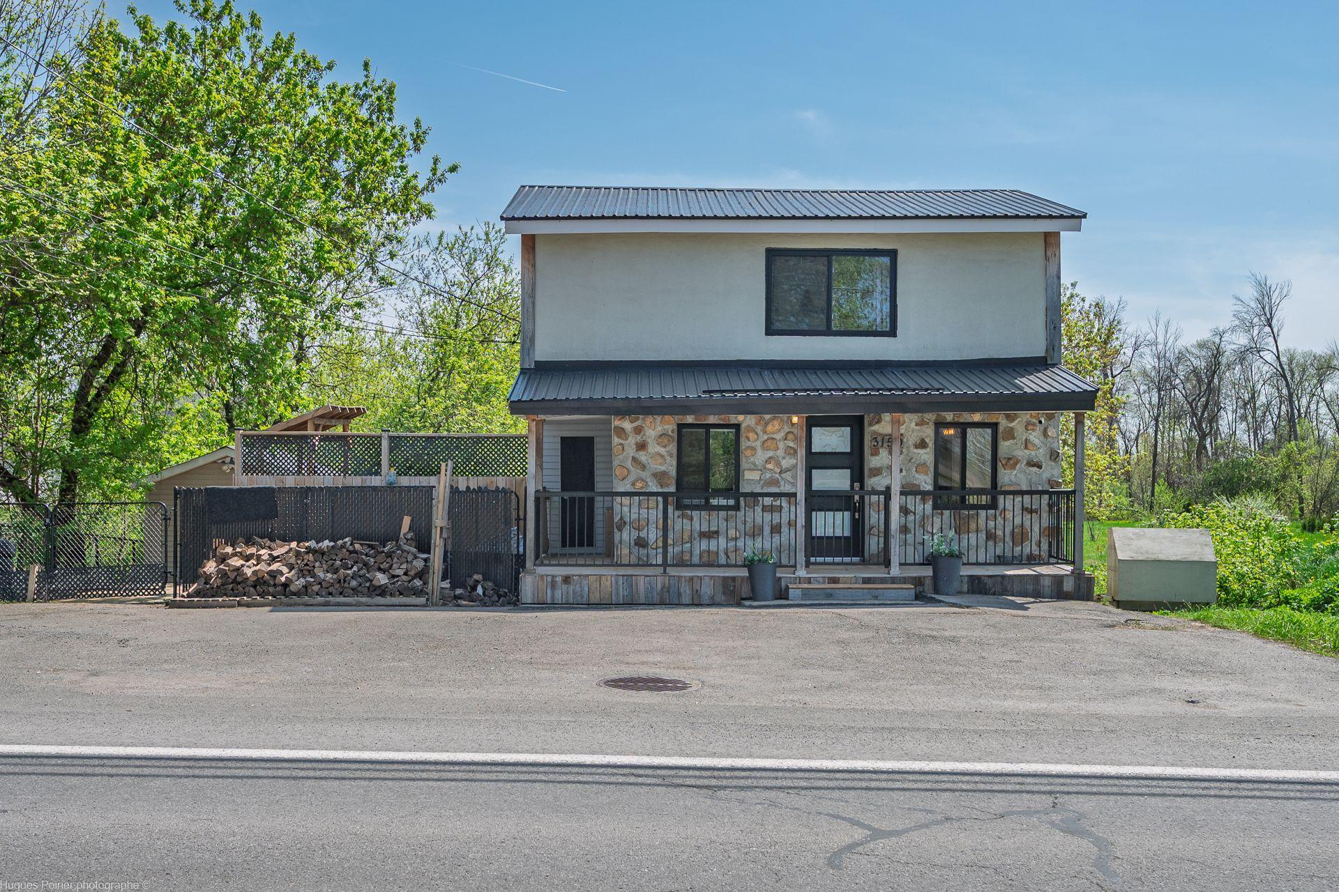 









3150


Ch. St-Charles

,
Terrebonne (Lachenaie),




QC
J6V0G9

