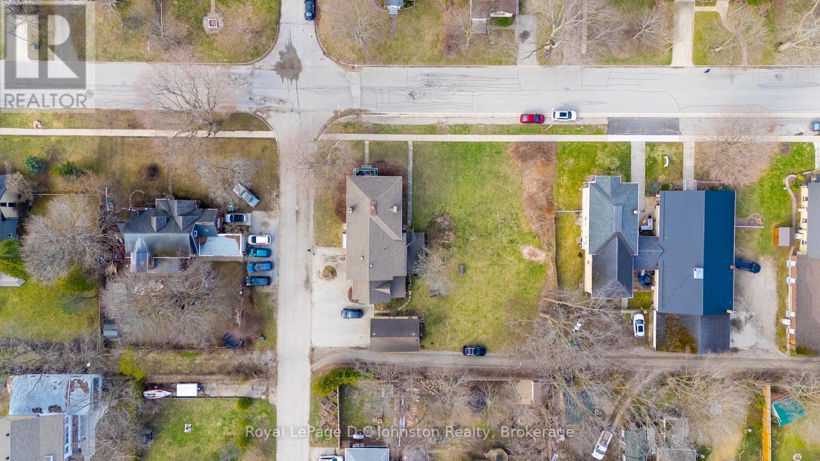 












#1, #2, #3, #4 - 490 MILL STREET

,
Saugeen Shores,




Ontario
N0H2C0

