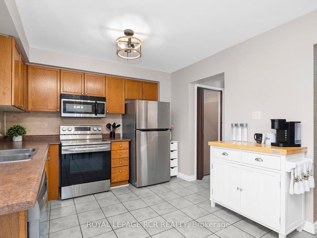 









120


Howard

Crescent,
Orangeville,




ON
L9W 4W2

