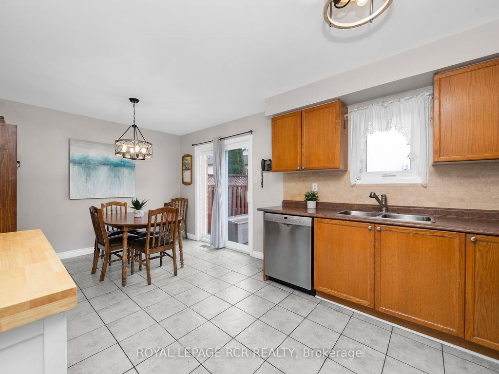









120


Howard

Crescent,
Orangeville,




ON
L9W 4W2

