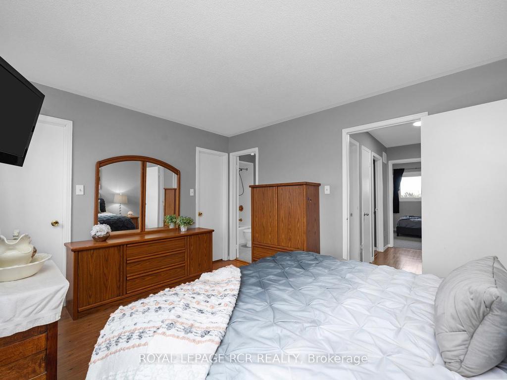 









120


Howard

Crescent,
Orangeville,




ON
L9W 4W2

