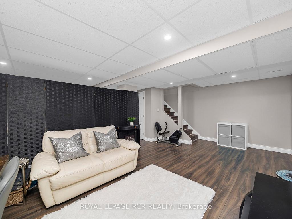 









120


Howard

Crescent,
Orangeville,




ON
L9W 4W2

