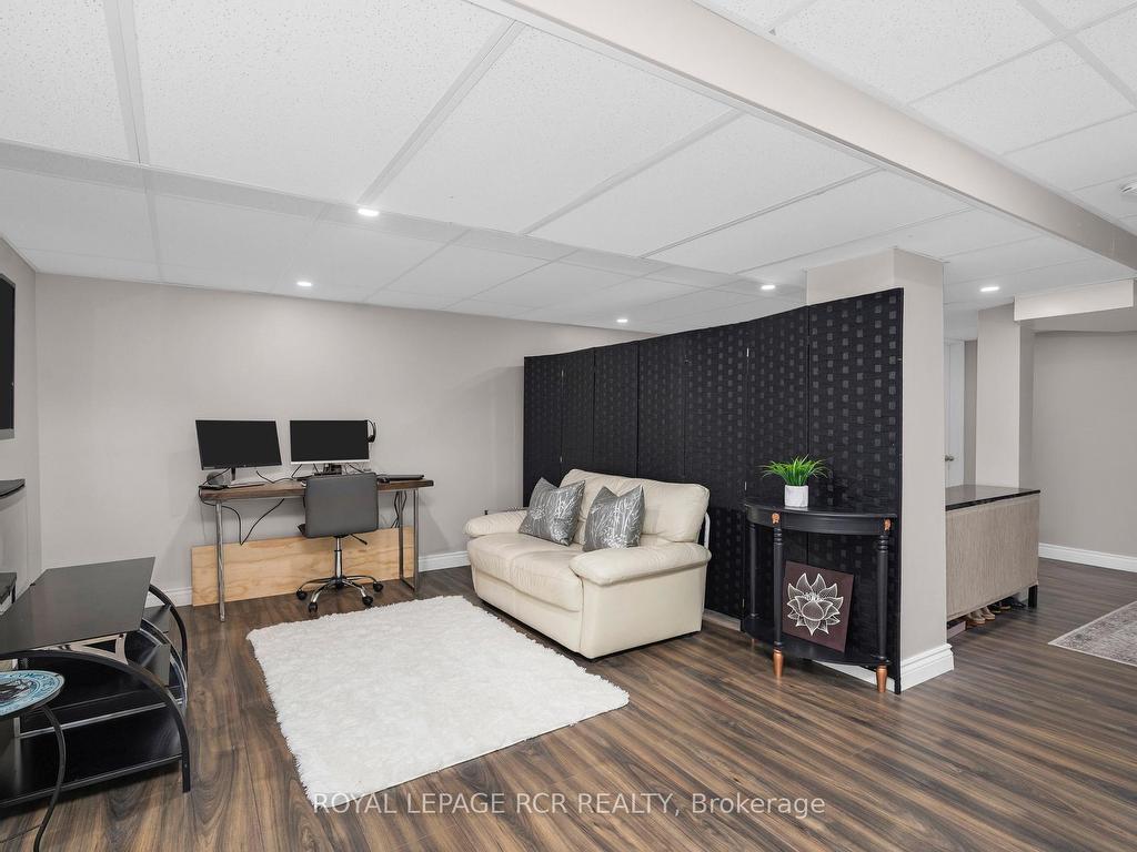 









120


Howard

Crescent,
Orangeville,




ON
L9W 4W2

