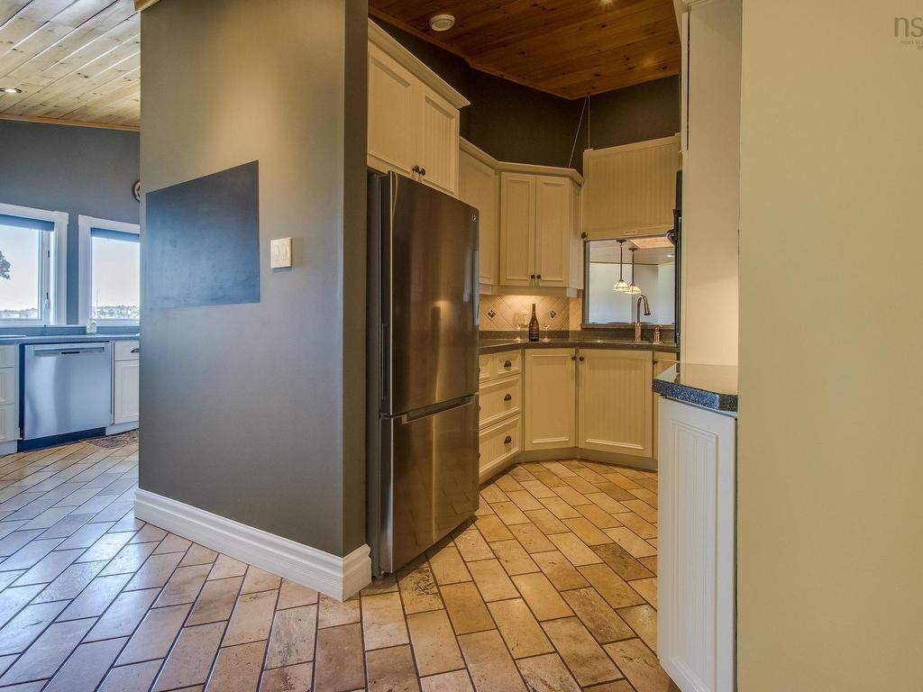 












52 Captain Landers Court

,
Hebron,




NS
B5A 5Z6


