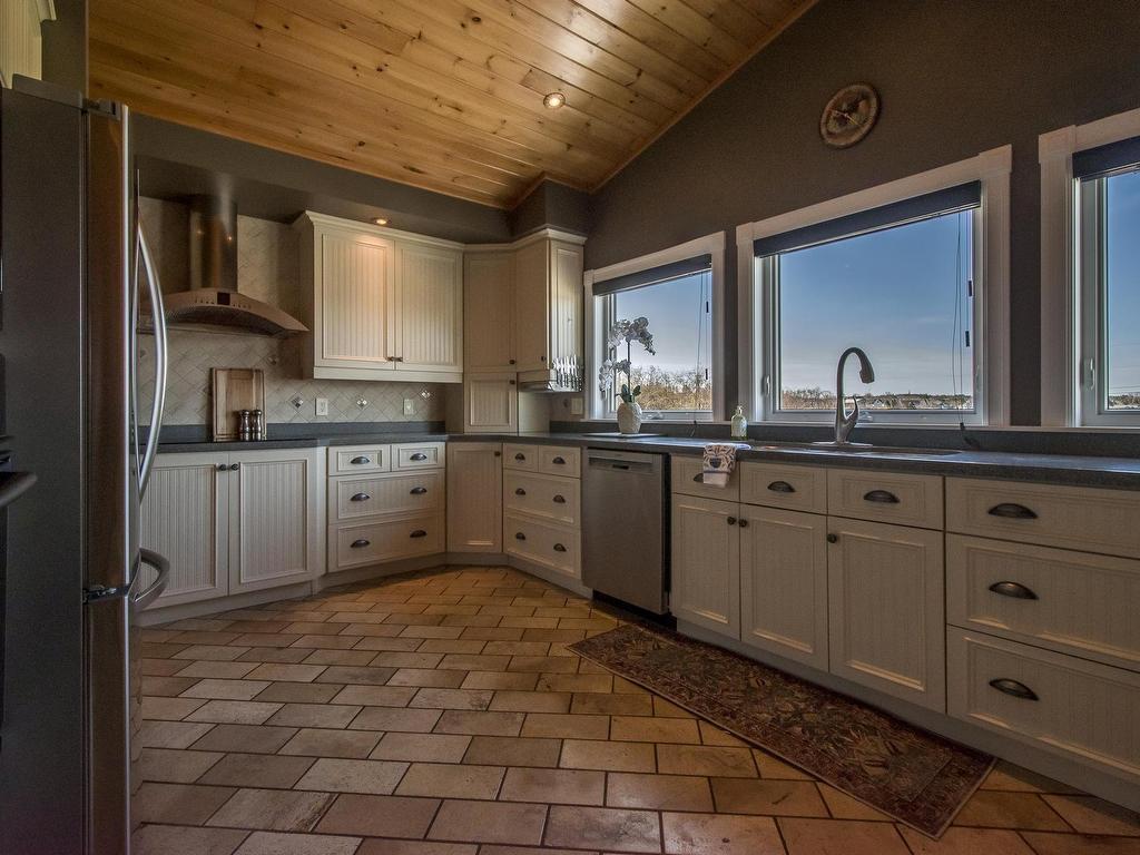 












52 Captain Landers Court

,
Hebron,




NS
B5A 5Z6

