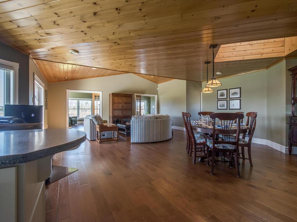 












52 Captain Landers Court

,
Hebron,




NS
B5A 5Z6

