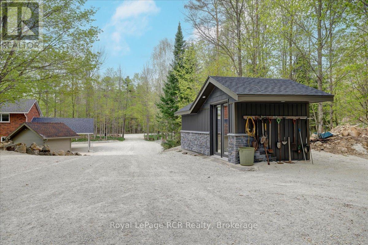 












103488 GREY 18 ROAD

,
Meaford,




Ontario
N4K5N8


