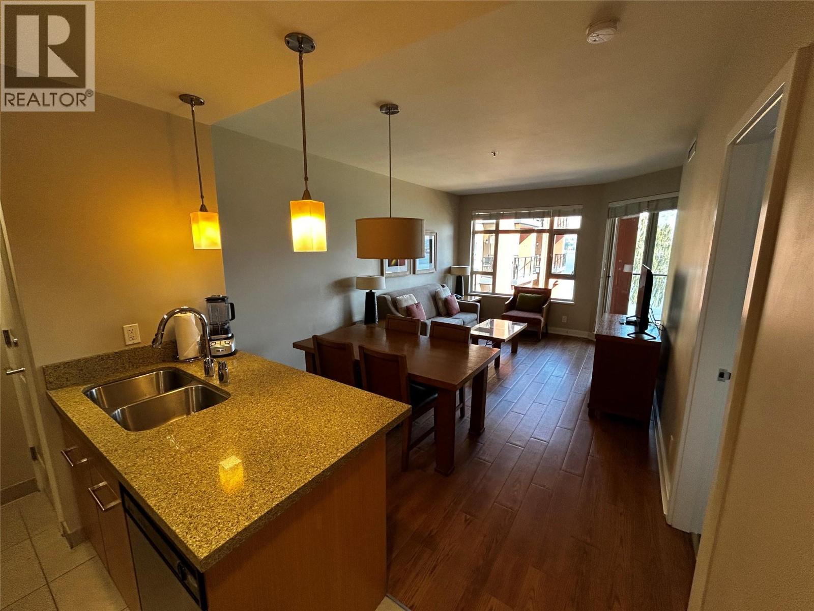 15 Park Place Place Unit# 341, Osoyoos, BC - Indoor Photo Showing Other Room