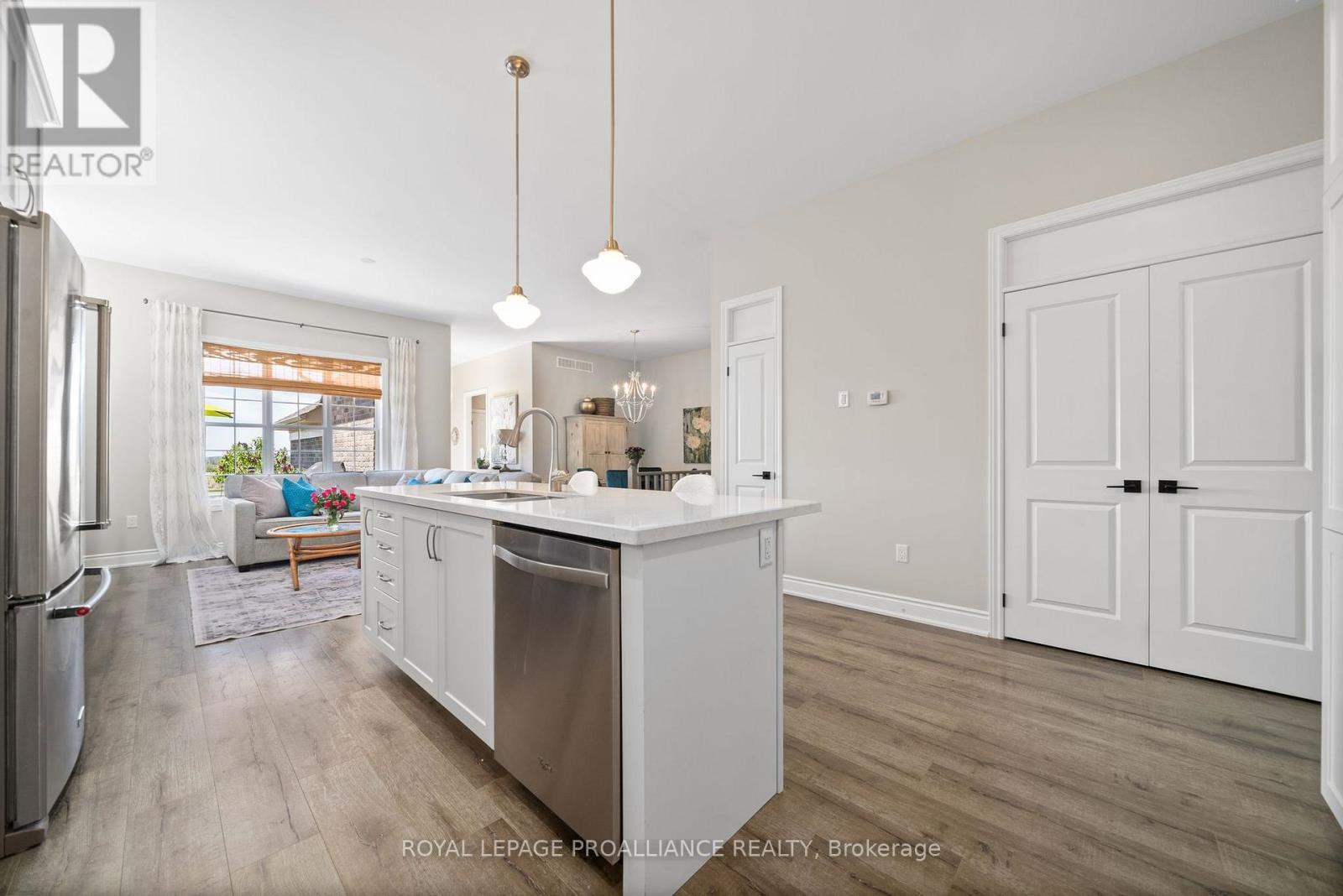 












737 JAMES SWEETMAN AVENUE

,
Cobourg,




Ontario
K9A0K7

