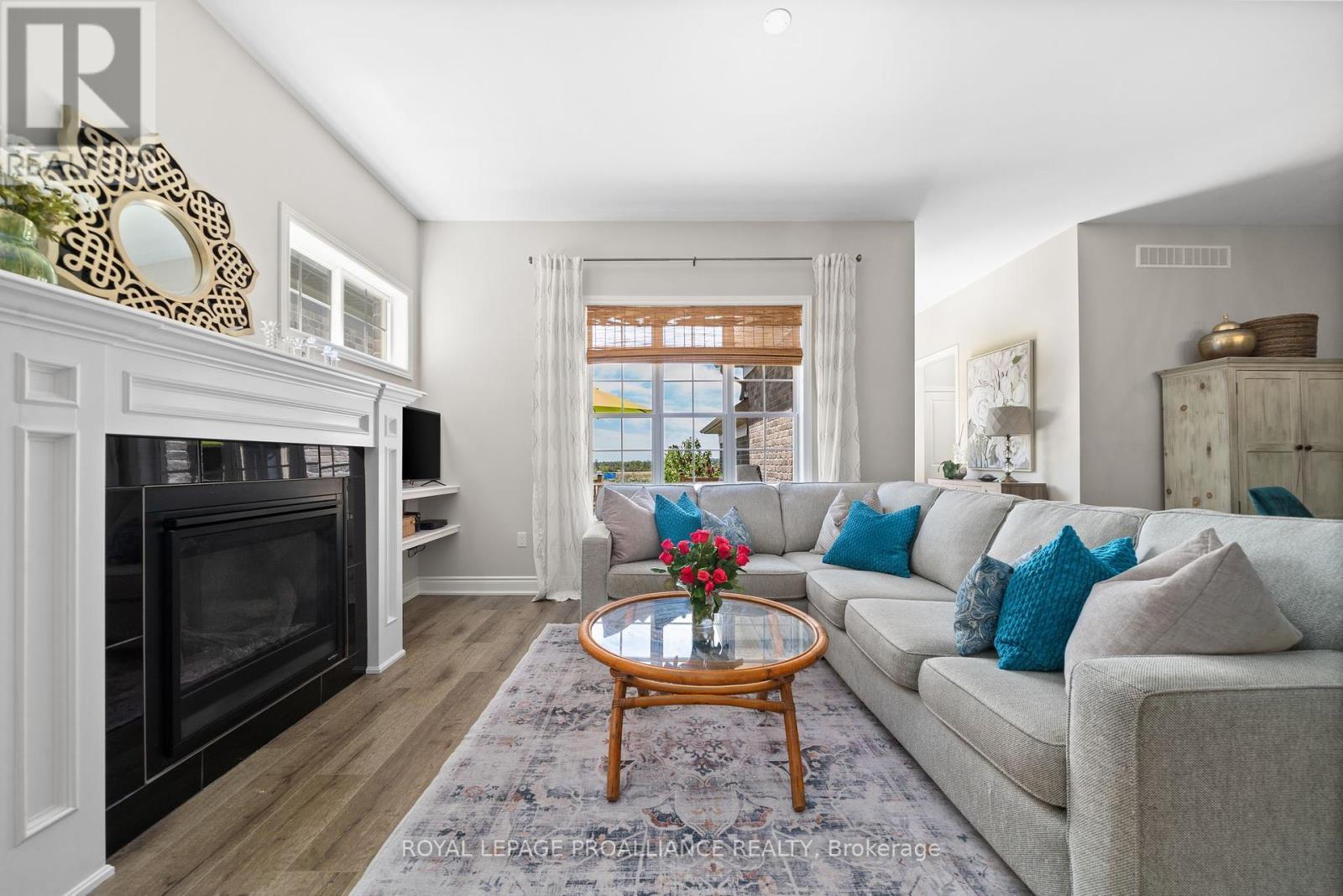 












737 JAMES SWEETMAN AVENUE

,
Cobourg,




Ontario
K9A0K7

