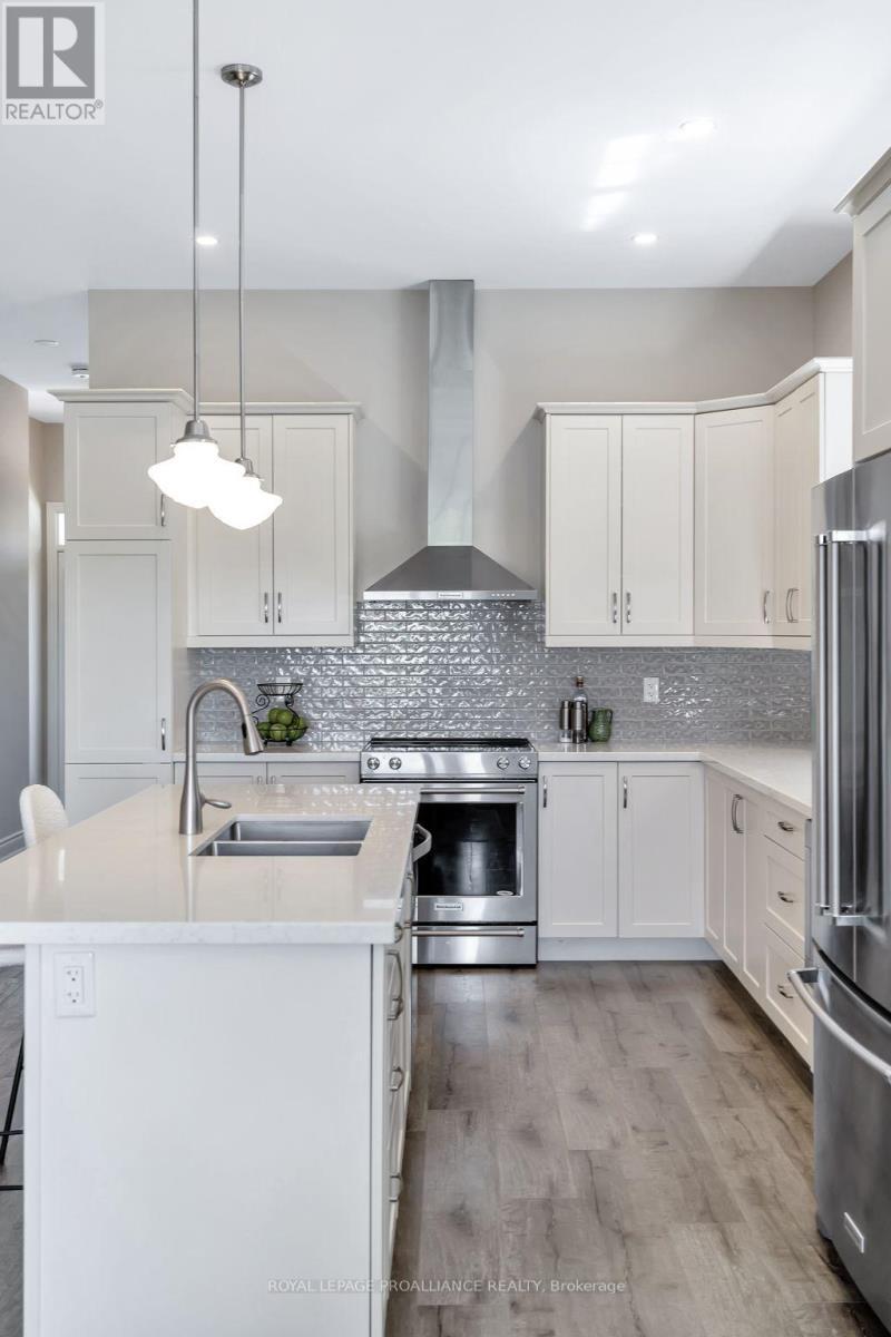 












737 JAMES SWEETMAN AVENUE

,
Cobourg,




Ontario
K9A0K7


