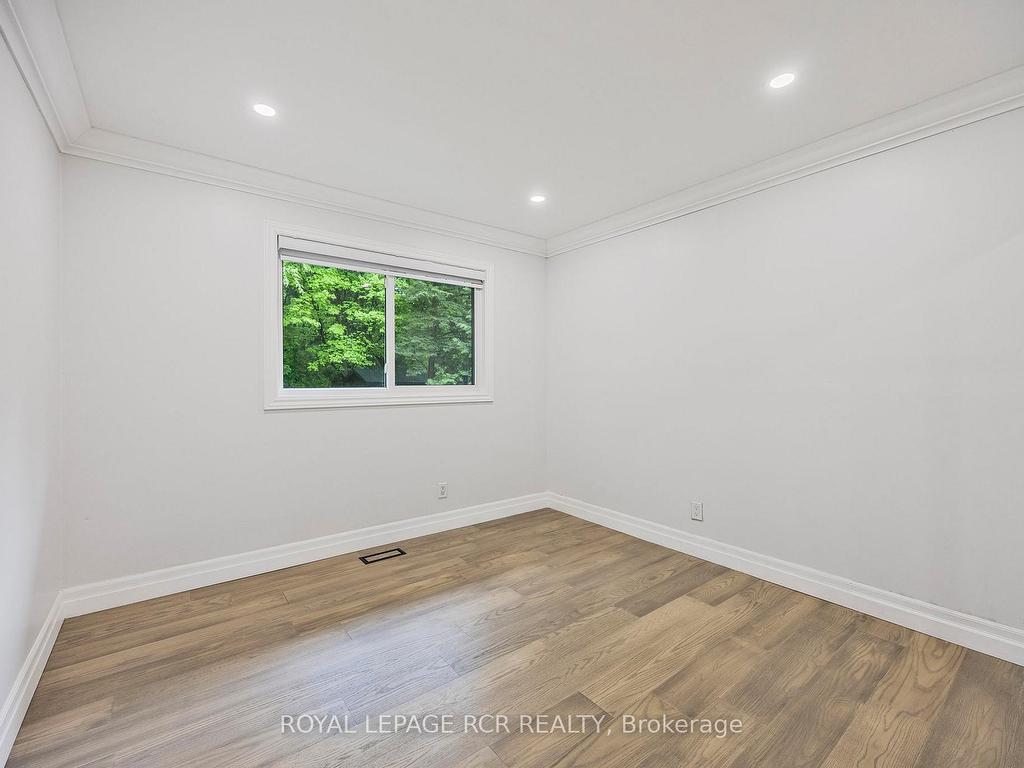 









61


William

Street East,
Caledon,




ON
L7K 1N7

