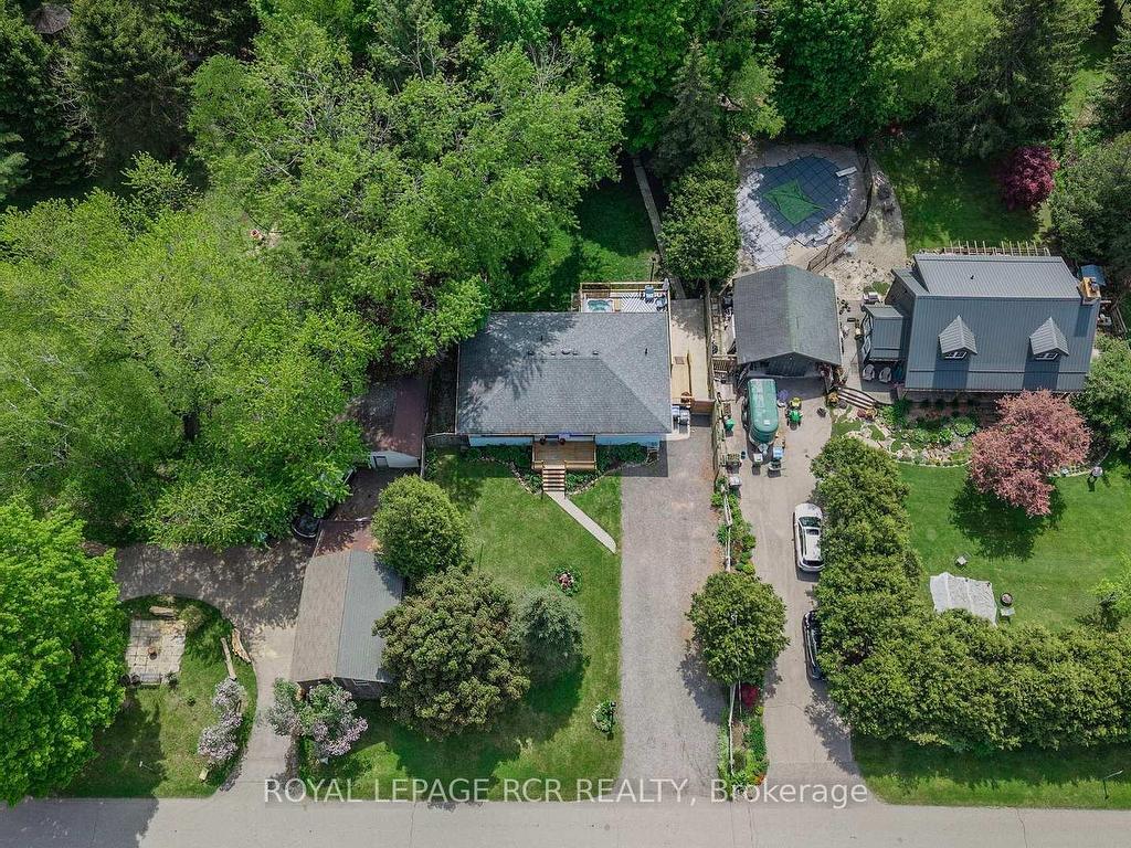 









61


William

Street East,
Caledon,




ON
L7K 1N7

