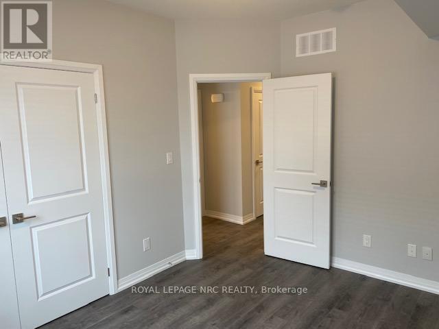 












52 - 6705 CROPP STREET

,
Niagara Falls (Morrison),




Ontario
L2E0C1

