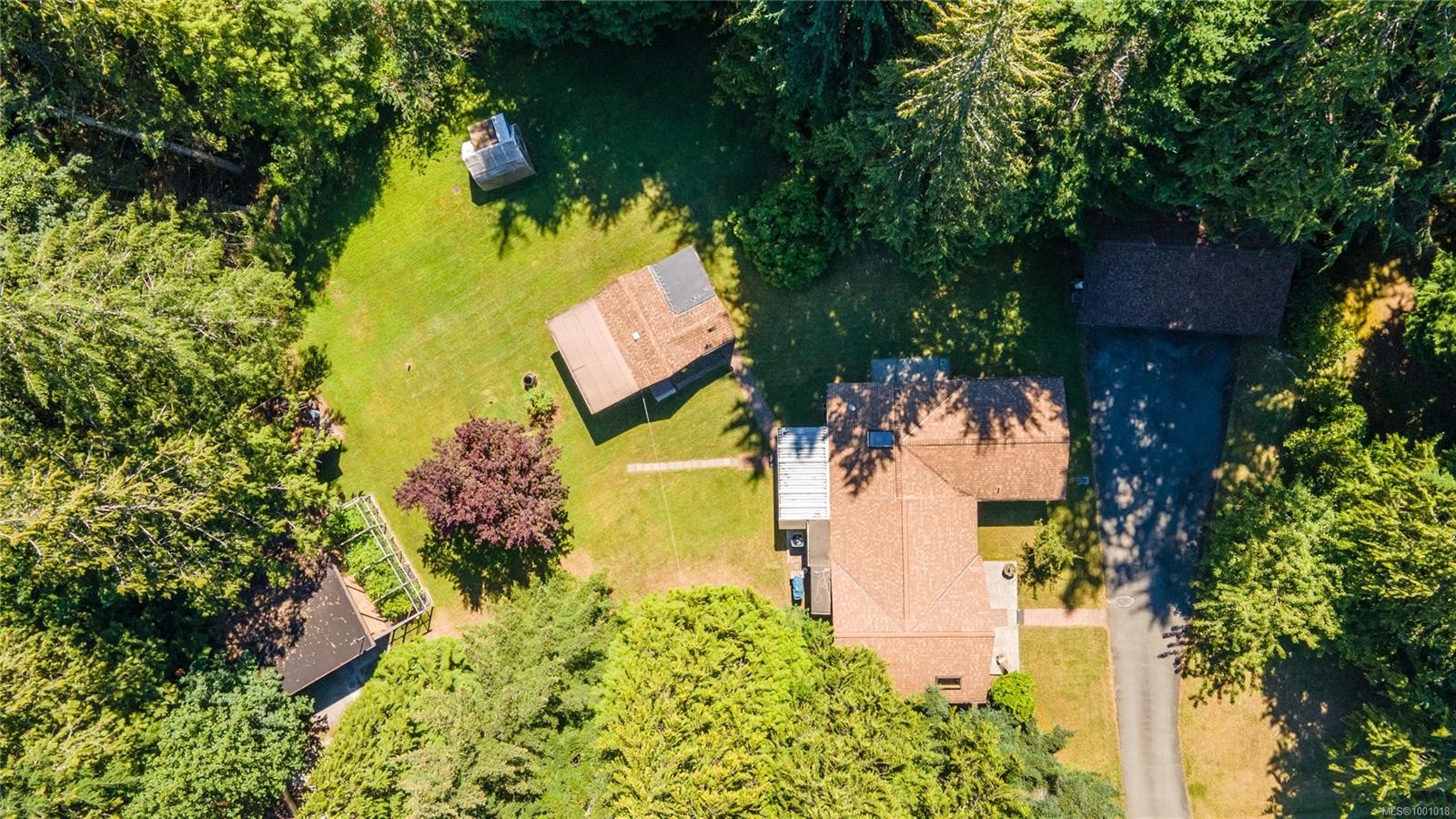 









3826


CHARLTON

Dr,
Qualicum Beach,




BC
V9K 1Z3

