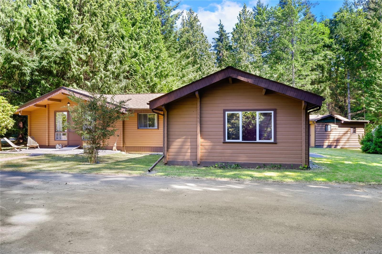 









3826


CHARLTON

Dr,
Qualicum Beach,




BC
V9K 1Z3

