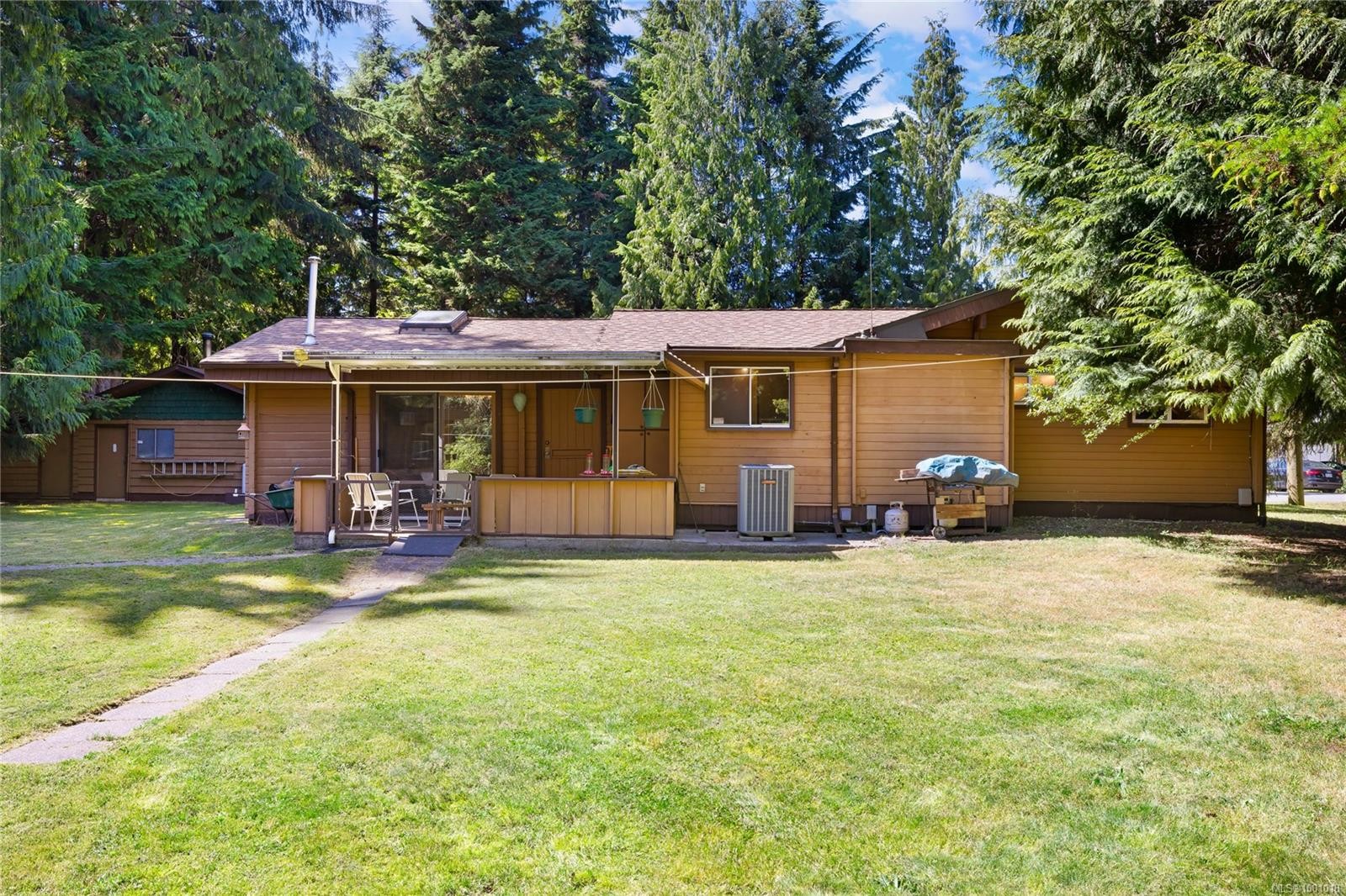 









3826


CHARLTON

Dr,
Qualicum Beach,




BC
V9K 1Z3

