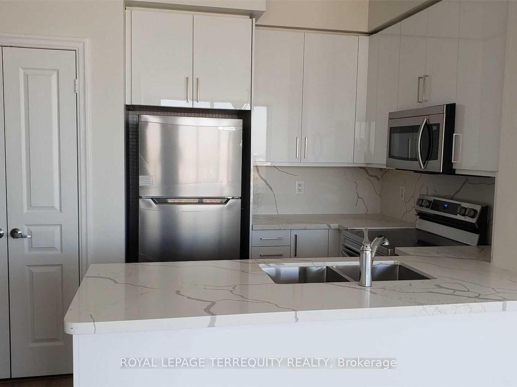 









3939


Duke Of York

Boulevard, 2702,
Mississauga,




ON
L5B 4N2

