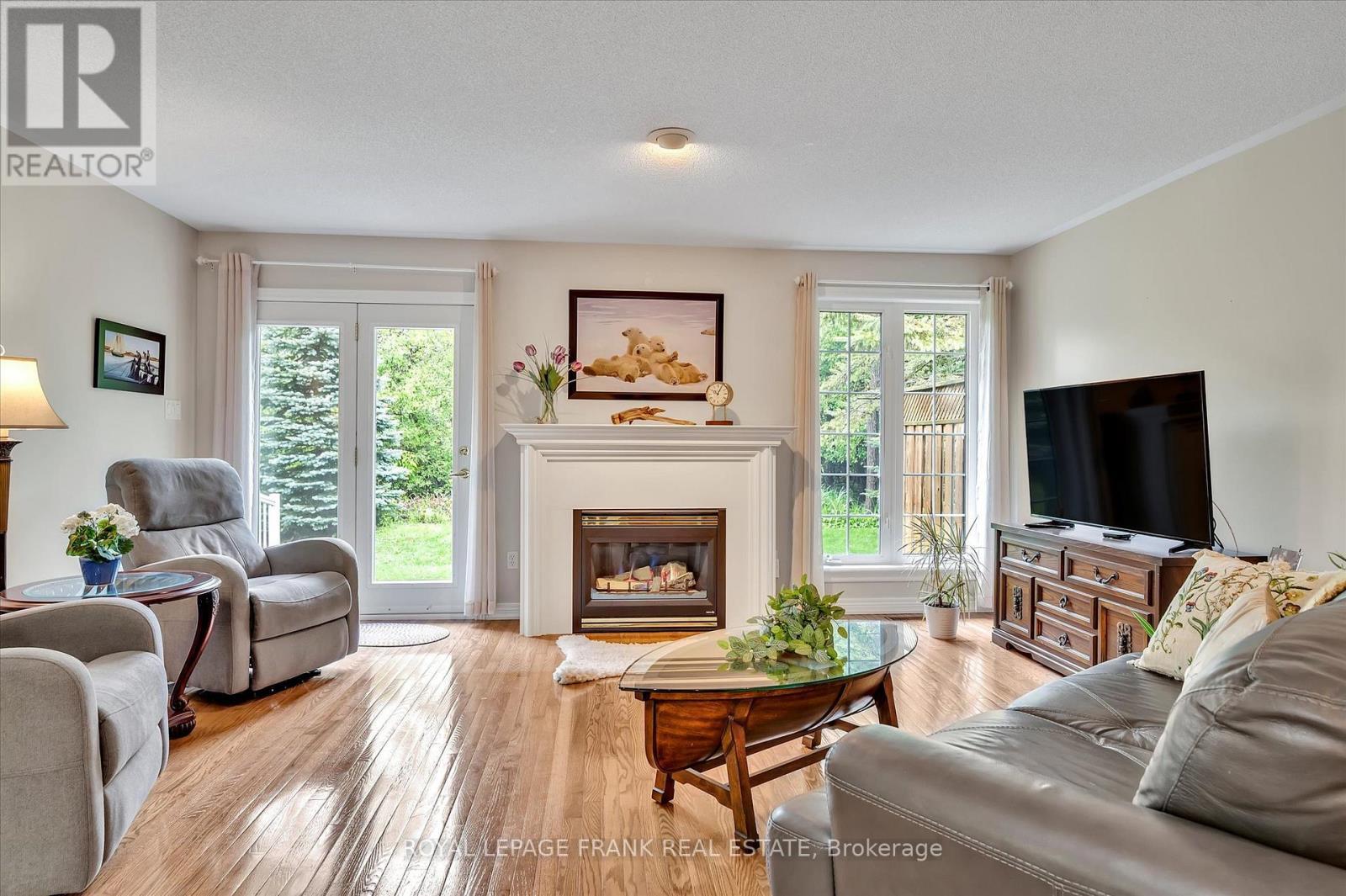 












23 - 300 FRANMOR DRIVE

,
Peterborough East (North),




Ontario
K9H7R1

