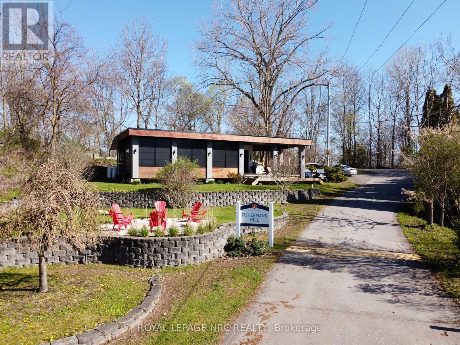 












10 HILLSIDE

,
Port Colborne (Sherkston),




Ontario
L0S1R0

