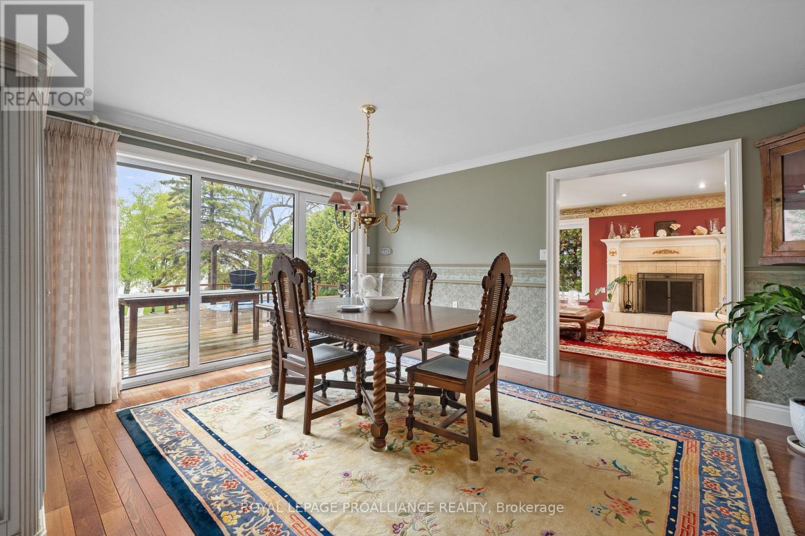 












23 QUIGG LANE

,
Prince Edward County (Ameliasburg Ward),




Ontario
K0K1L0

