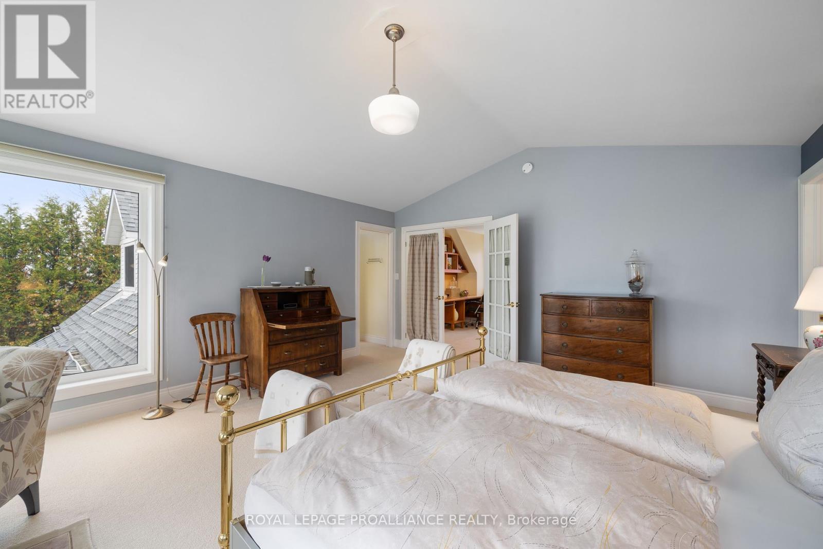 












23 QUIGG LANE

,
Prince Edward County (Ameliasburg Ward),




Ontario
K0K1L0

