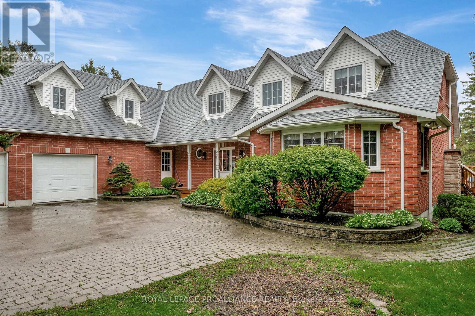 












23 QUIGG LANE

,
Prince Edward County (Ameliasburg Ward),




Ontario
K0K1L0

