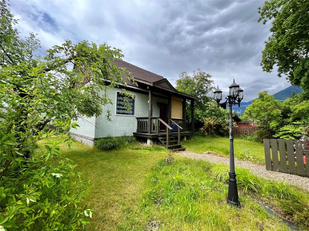 









310


4th

Avenue,
Nakusp,




BC
V0G 1R0

