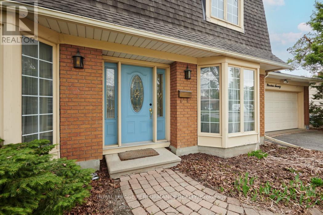












1970 MARQUIS AVENUE

,
Ottawa,




Ontario
K1J8J4

