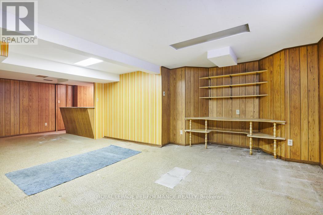 












1970 MARQUIS AVENUE

,
Ottawa,




Ontario
K1J8J4

