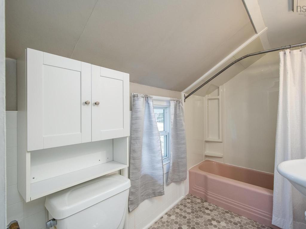 












452 Highway 236

,
Stanley,




NS
B0N 2H0

