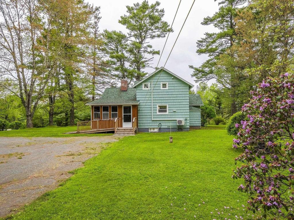 












452 Highway 236

,
Stanley,




NS
B0N 2H0


