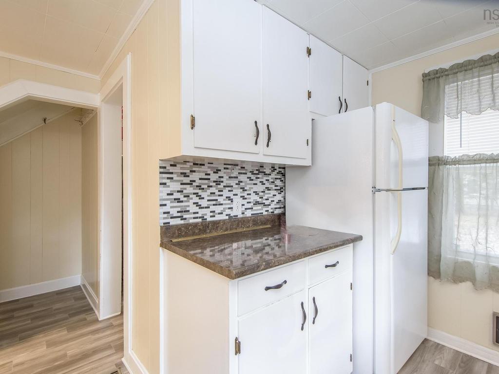 












452 Highway 236

,
Stanley,




NS
B0N 2H0

