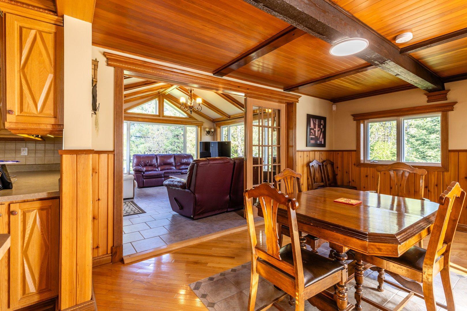 









7


Rue Vallières

,
Pont-Rouge,




QC
G3H2T8

