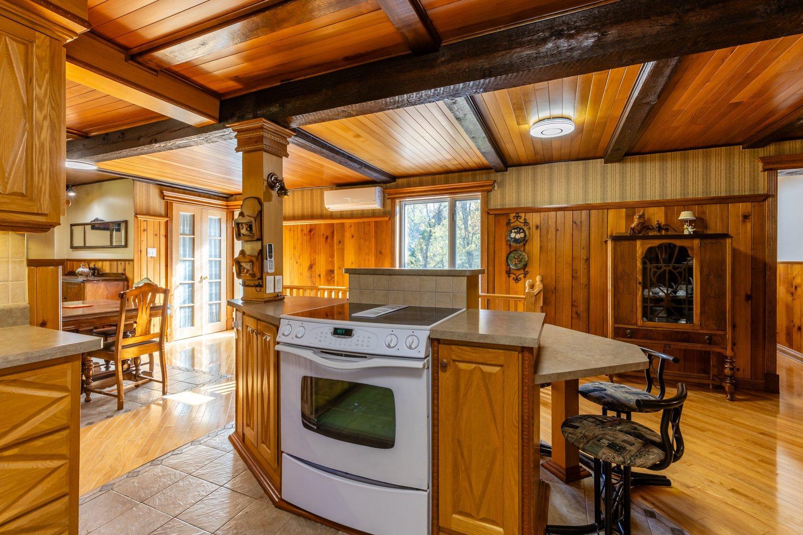 









7


Rue Vallières

,
Pont-Rouge,




QC
G3H2T8

