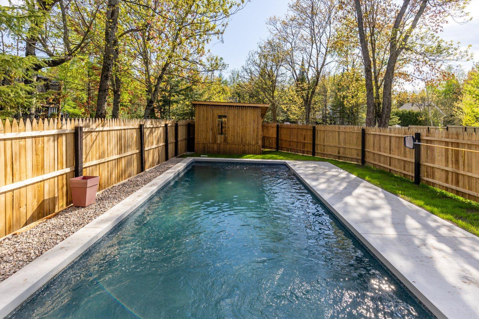 









7


Rue Vallières

,
Pont-Rouge,




QC
G3H2T8

