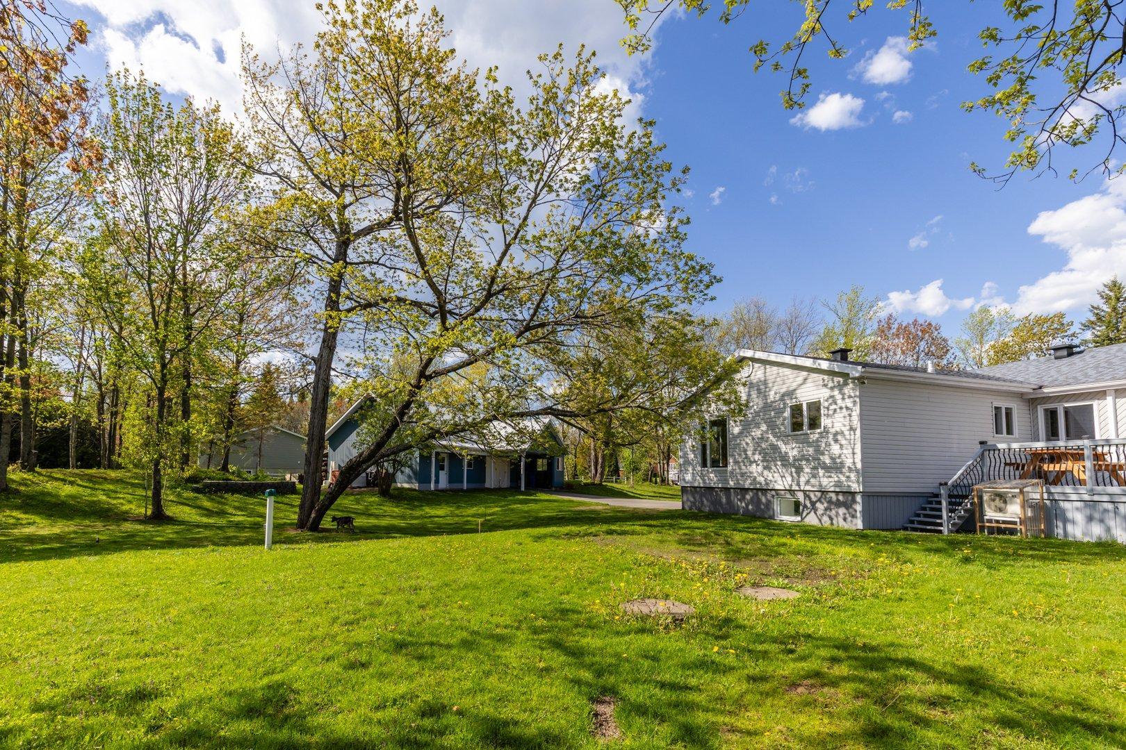 









7


Rue Vallières

,
Pont-Rouge,




QC
G3H2T8

