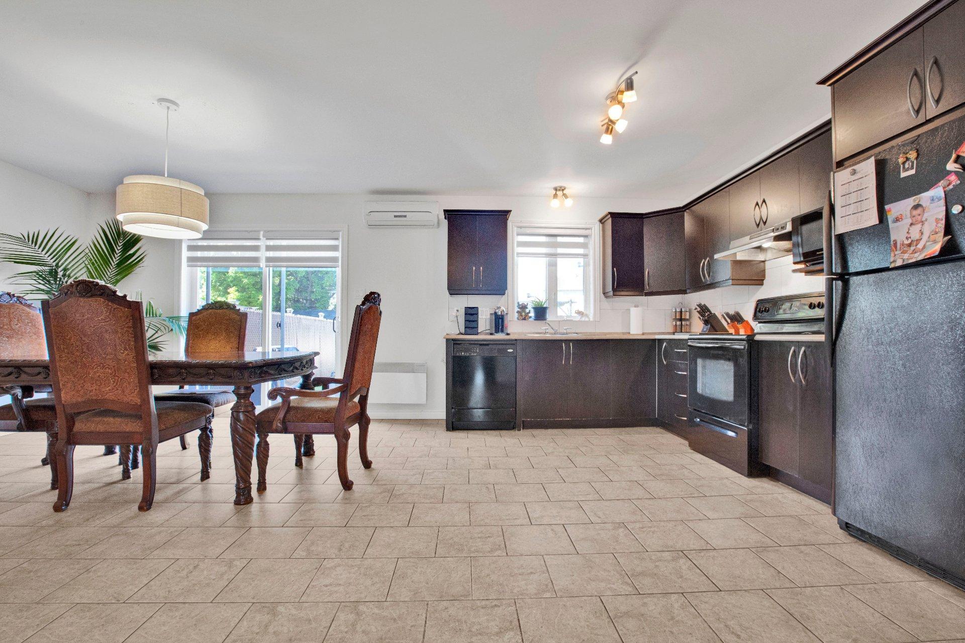 









96


Rue de l'Aqueduc

,
Napierville,




QC
J0J1L0

