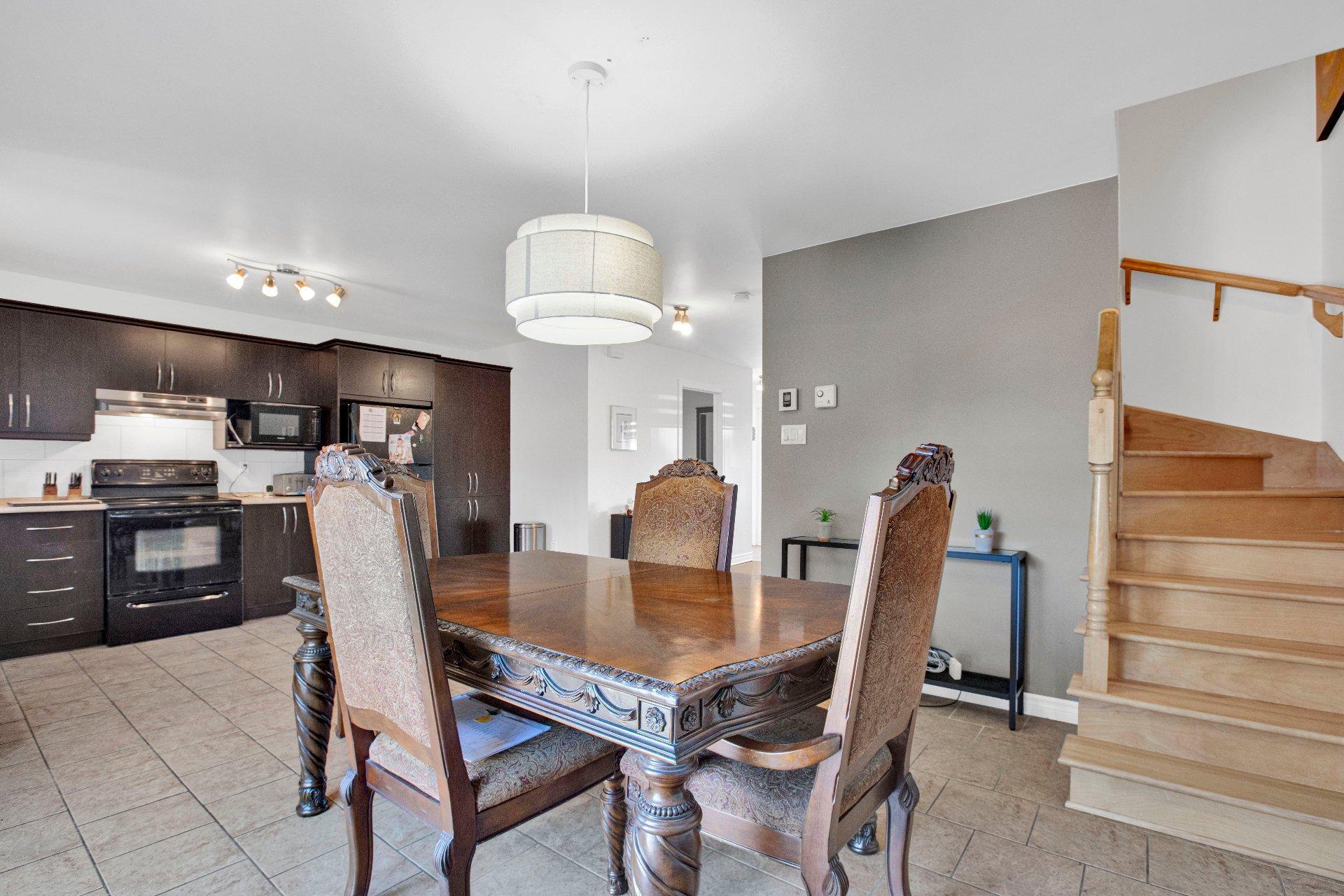 









96


Rue de l'Aqueduc

,
Napierville,




QC
J0J1L0

