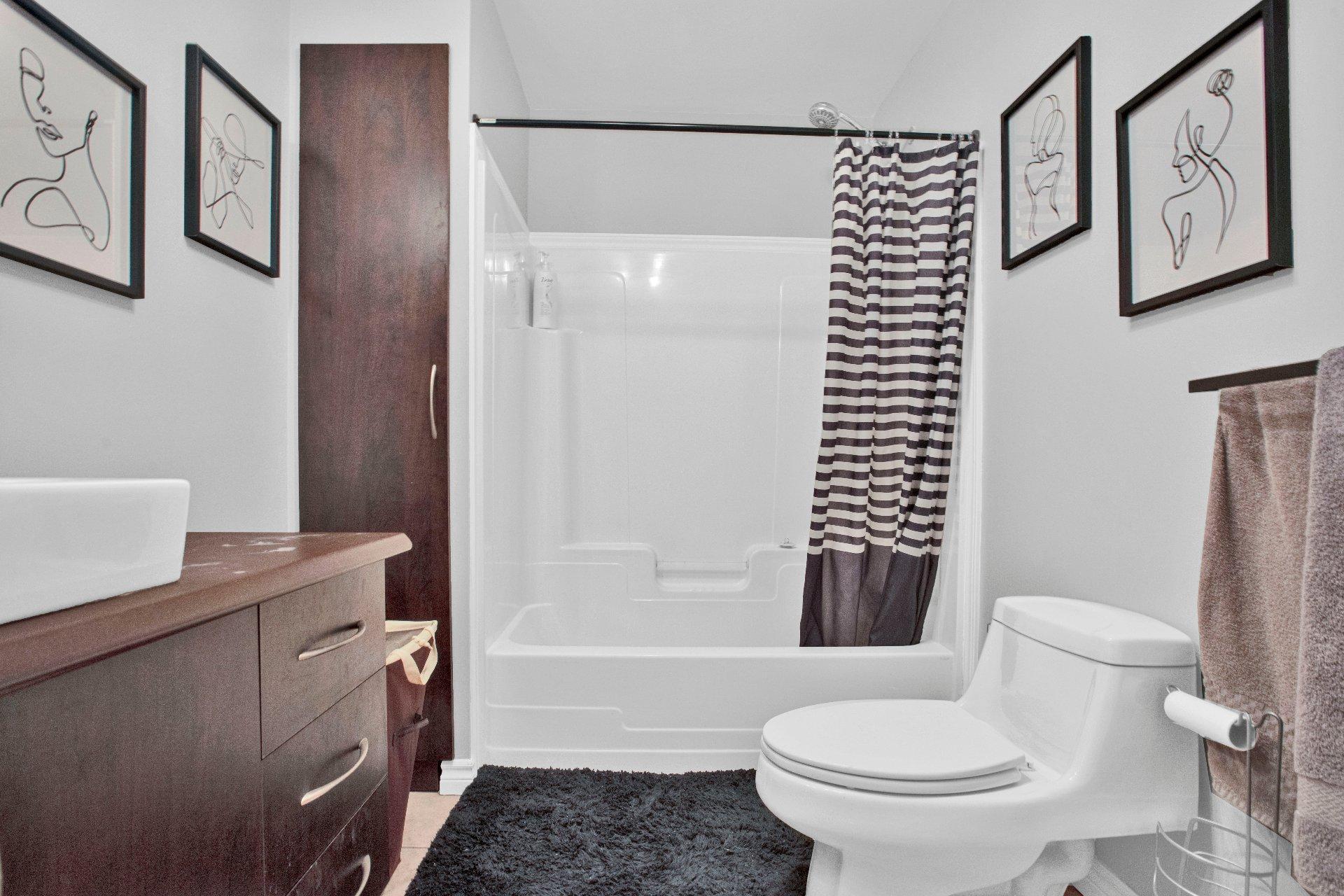 









96


Rue de l'Aqueduc

,
Napierville,




QC
J0J1L0

