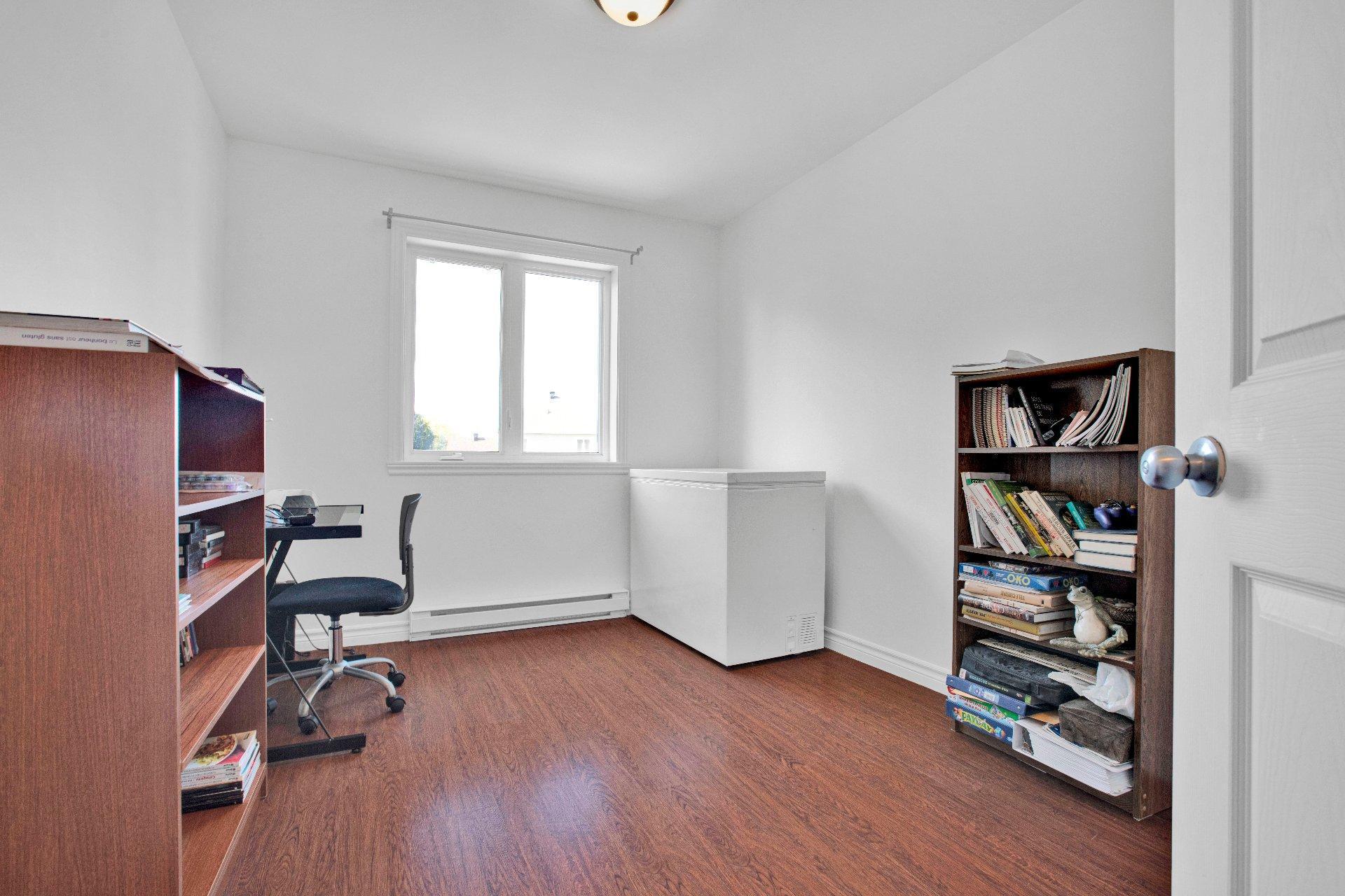









96


Rue de l'Aqueduc

,
Napierville,




QC
J0J1L0

